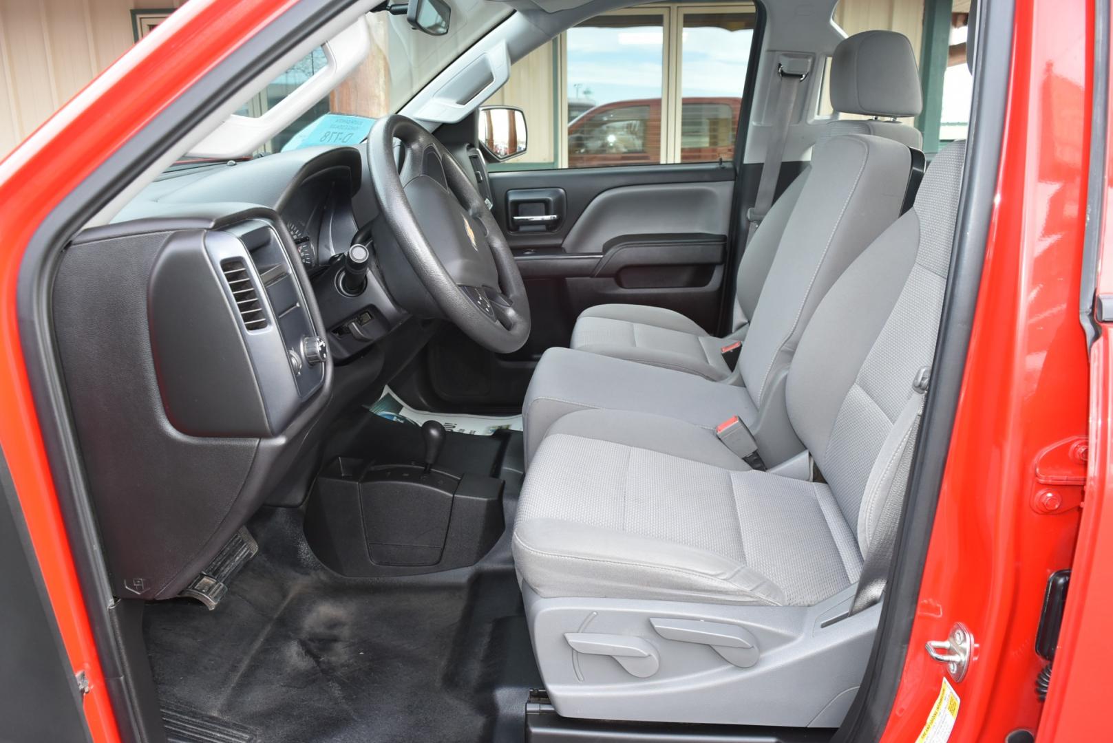 2015 Red /Gray Chevrolet Silverado 2500 HD (1GC1KUEG2FF) with an 6.0L Vortec V8 Varaible Valve Timing SFI engine, 6-Speed Automatic Heavy-Duty, Electronically Controlled transmission, located at 1600 E Hwy 44, Rapid City, SD, 57703, (605) 716-7878, 44.070232, -103.171410 - Photo#8